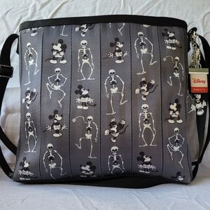 HARVEYS SEATBELT BAG MICKEY SPOOKY